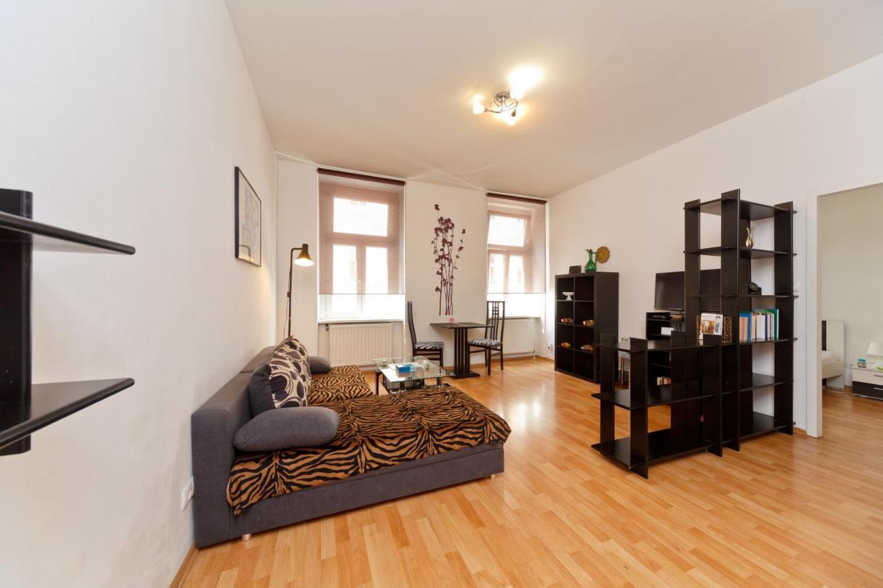 Apartments In Vienna Near Schonbrunn & Westbahnhof - Keyless Check-In Zewnętrze zdjęcie