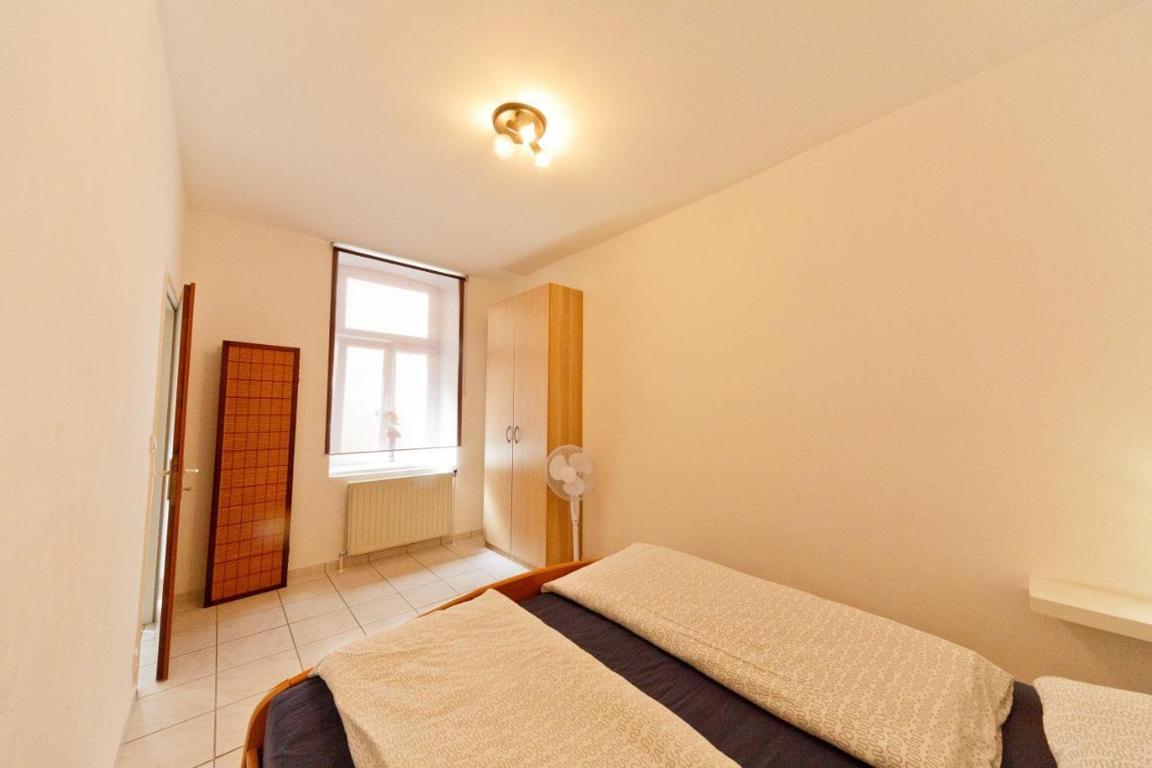 Apartments In Vienna Near Schonbrunn & Westbahnhof - Keyless Check-In Zewnętrze zdjęcie