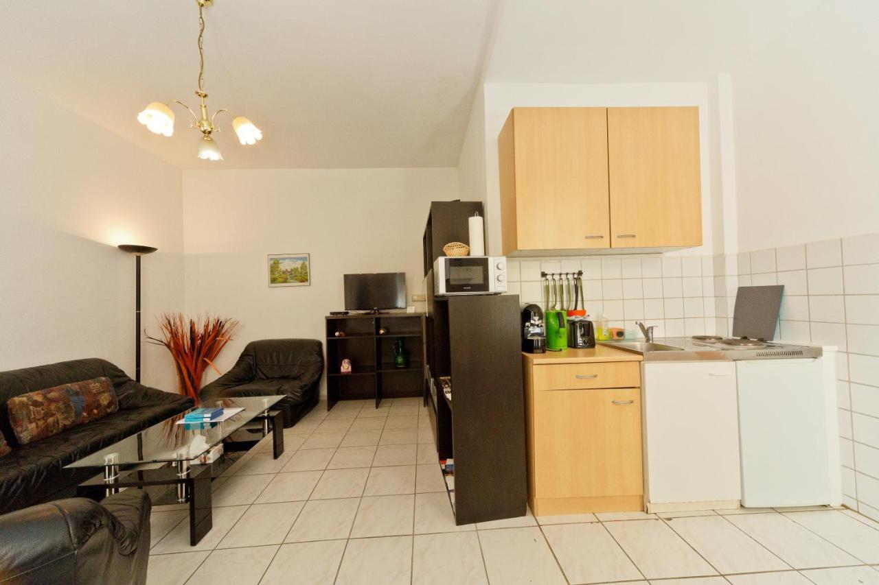 Apartments In Vienna Near Schonbrunn & Westbahnhof - Keyless Check-In Zewnętrze zdjęcie