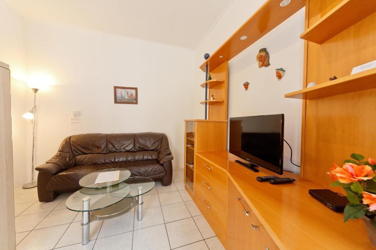 Apartments In Vienna Near Schonbrunn & Westbahnhof - Keyless Check-In Zewnętrze zdjęcie