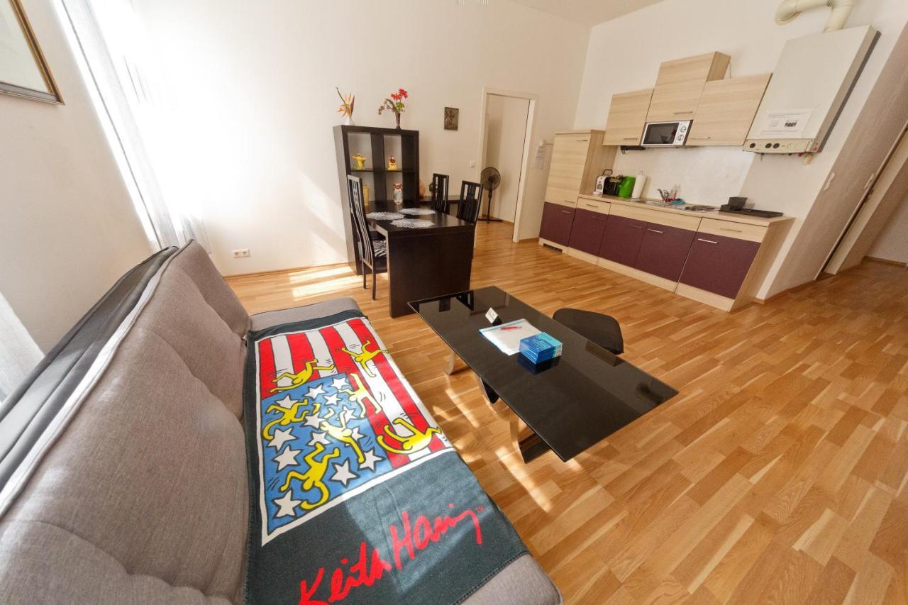 Apartments In Vienna Near Schonbrunn & Westbahnhof - Keyless Check-In Zewnętrze zdjęcie