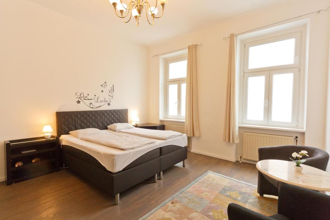 Apartments In Vienna Near Schonbrunn & Westbahnhof - Keyless Check-In Zewnętrze zdjęcie